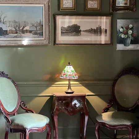 Chateau De L'encastre Frühstückspension 3*