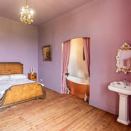 Chateau De L'encastre Frühstückspension