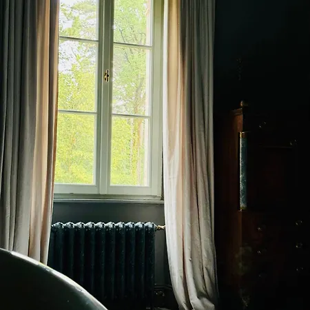 Chateau De L'encastre 3*