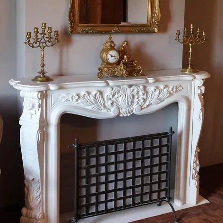 Chateau De L'encastre 3*