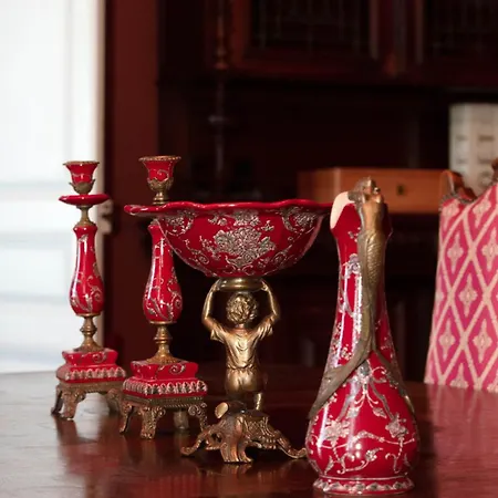 Chateau De L'encastre